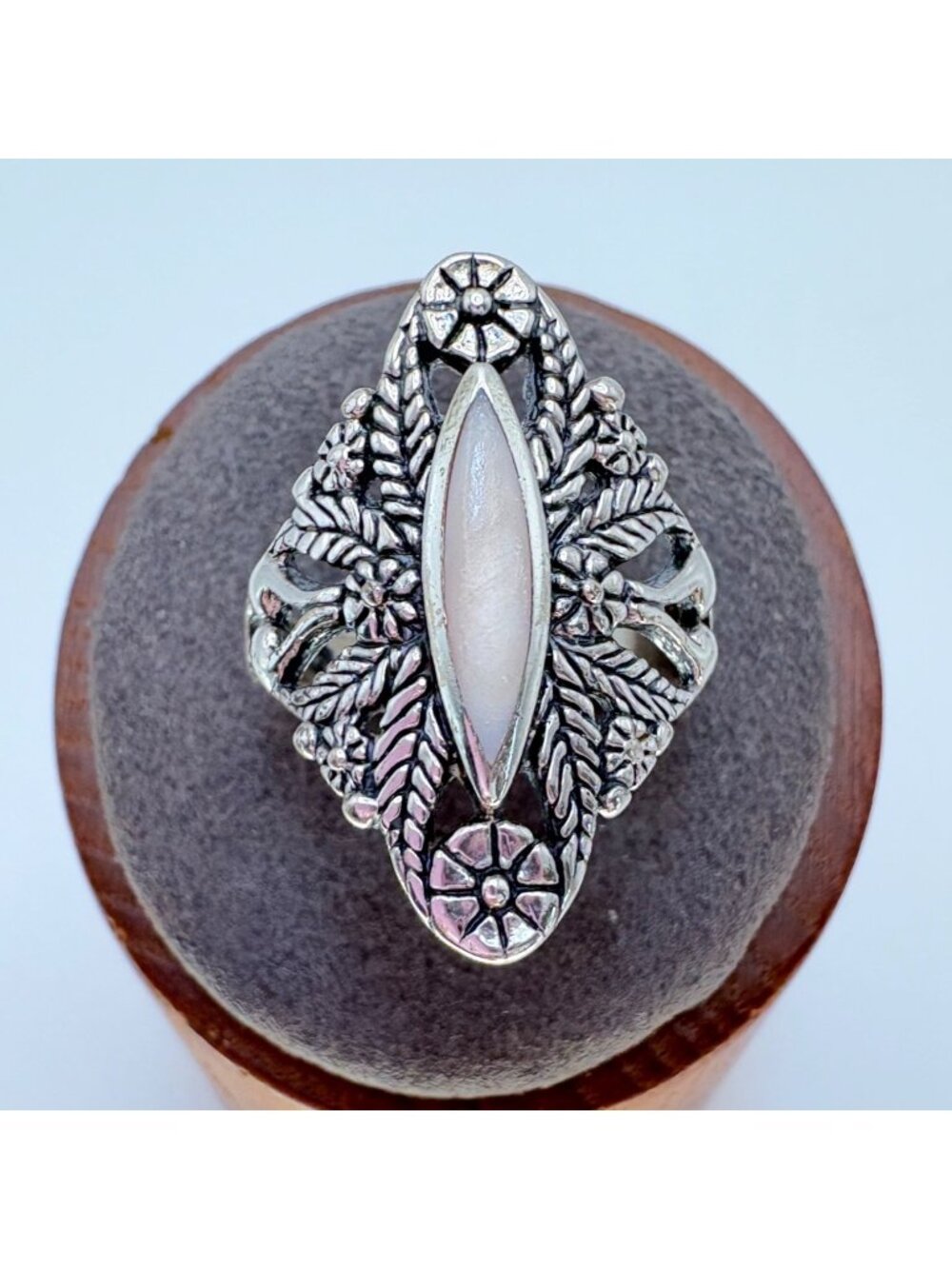 Pink Mother of Pearl & Sterling Silver 925 Flower Leaf Statement Ring Size 9